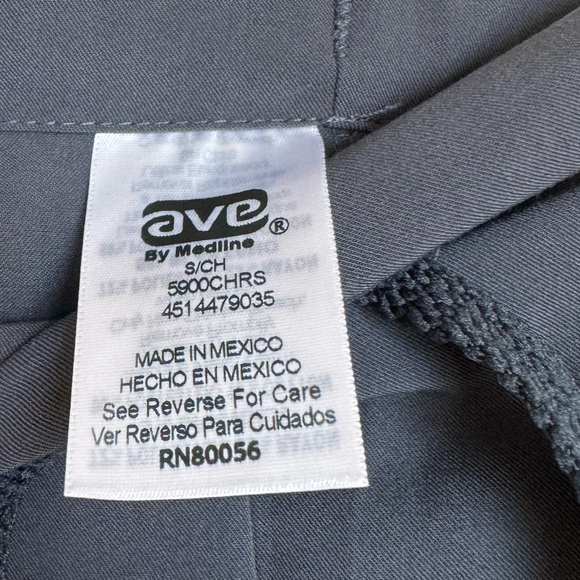 NWOT AVE womens dark charcoal scrub set - Picture 8 of 8